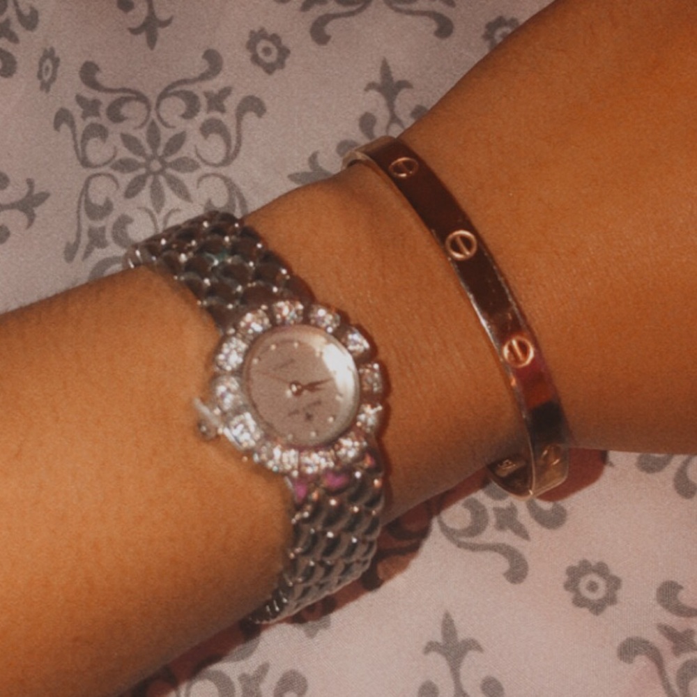 Bella & Rose Quartz Silver Vintage Watch